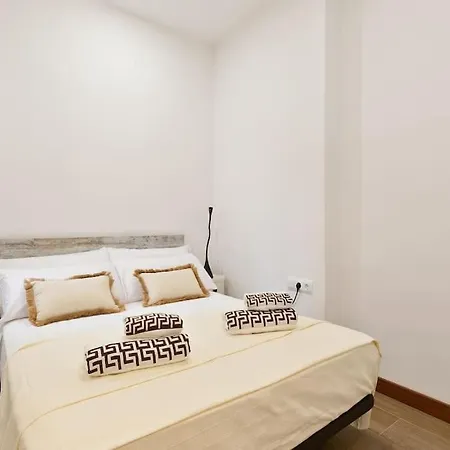 Bright Apt With Private Terrace In Sant Antoni Apartment Barcelona