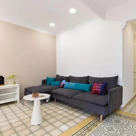 Apartment Bright Apt With Private Terrace In Sant Antoni Barcelona